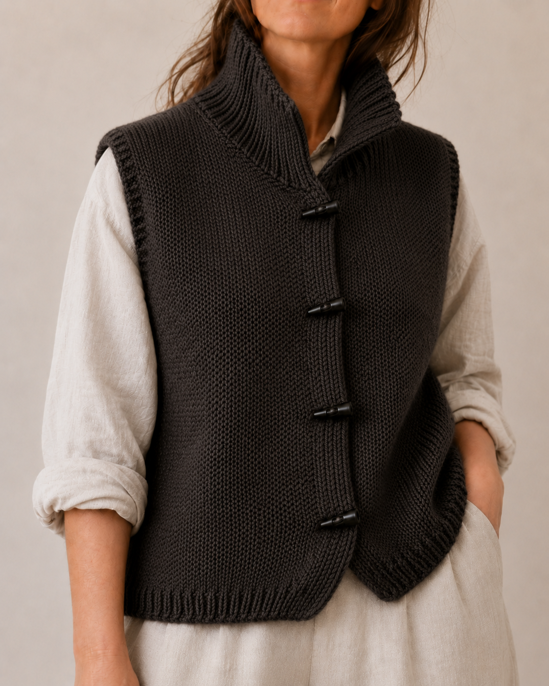 Ivy | Classic Sleeveless Cardigan